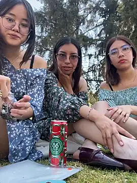 mila699  online show from 02.19.26