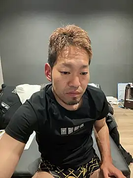 Snapshot of ryuaaaaa chatting on 05.21.26 ryuaaaaa online show from 05.21.26