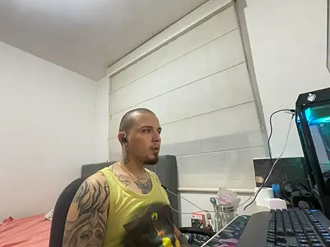 Snapshot of Maximo_Garcia17 chatting on 03.14.26 Maximo Garcia17 online show from 03.14.26