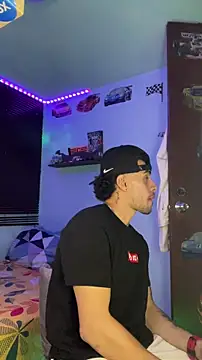 Snapshot of TOMAS_CONOR chatting on 02.28.26 TOMAS CONOR online show from 02.28.26