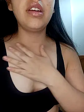 Rosyshadow online show from 04.16.26