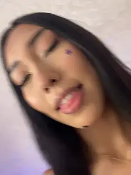 Tifaanyy  online show from 02.27.26