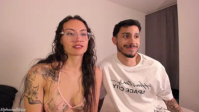 Snapshot of alphaandmuse chatting on 02.26.26 alphaandmuse online show from 02.26.26