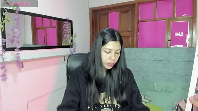 Snapshot of Aysha_winxs chatting on 06.04.26 Aysha winxs online show from 06.04.26