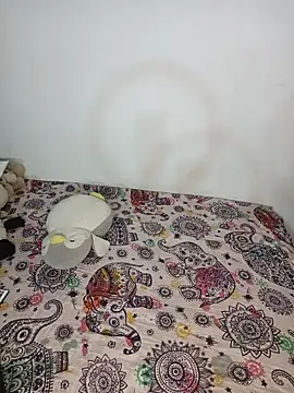 ValeriaSalvino online show from 02.28.26