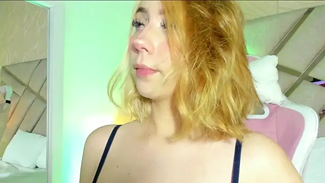  emma  cooper online show from 04.07.26