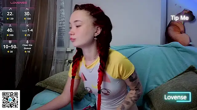 Snapshot of WendyCandy18 chatting on 06.24.26 WendyCandy18 online show from 06.24.26