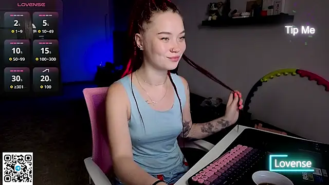 Snapshot of WendyCandy18 chatting on 07.17.26 WendyCandy18 online show from 07.17.26