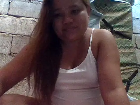 Snapshot of sweetlyn31 chatting on 06.16.26 sweetlyn31 online show from 06.16.26