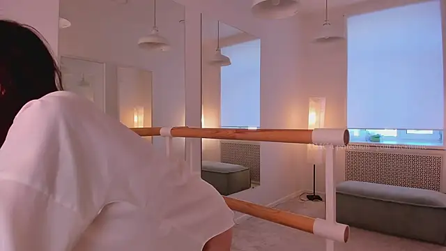 Scarlet Muse  online show from 03.20.26