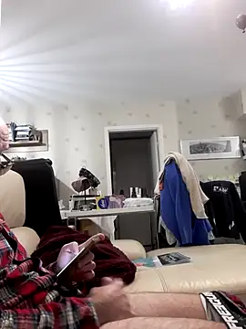 Florent1307 online show from 02.23.26