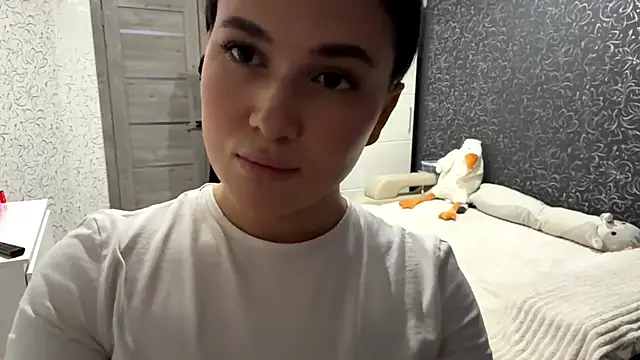 JoycelynUrion online show from 04.02.26