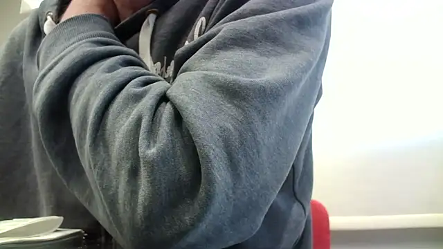 Snapshot of truble78 chatting on 02.19.26 truble78 online show from 02.19.26