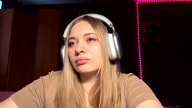 Millavajaina online show from 02.20.26