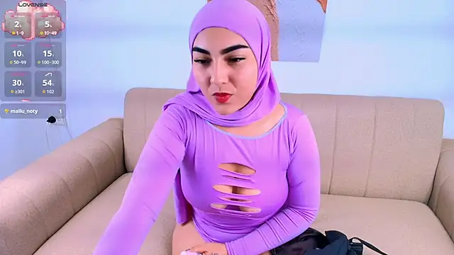 Snapshot of Malika_Noor chatting on 03.24.26 Malika Noor online show from 03.24.26