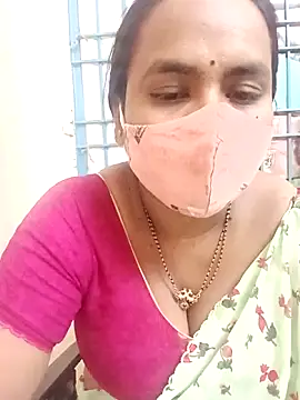 Snapshot of keerthy_telugu chatting on 04.24.26 keerthy telugu online show from 04.24.26