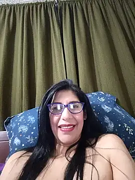Snapshot of Samantha1_Rosse01 chatting on 03.01.26 Samantha1 Rosse01 online show from 03.01.26