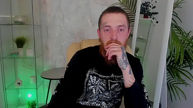 Snapshot of RockyLeen chatting on 02.25.26 RockyLeen online show from 02.25.26