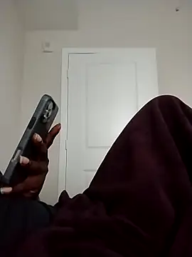 makeherfeelg online show from 04.15.26