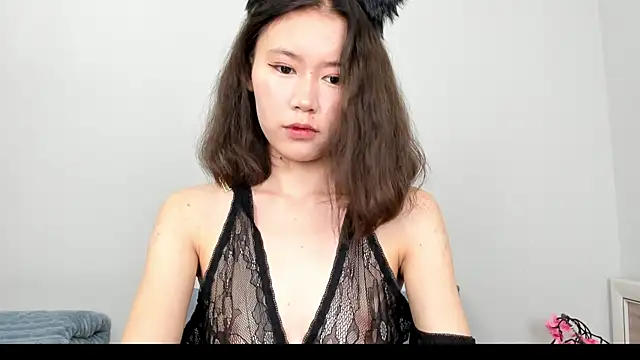 Kiraeko online show from 06.30.26