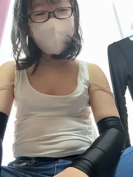 Snapshot of nana_ayu4696 chatting on 04.10.26 nana ayu4696 online show from 04.10.26