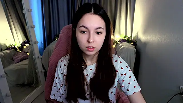 BellaThery online show from 04.05.26