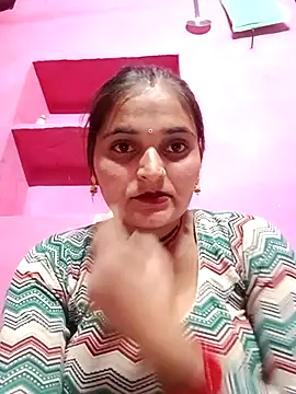 Snapshot of sexywife7080 chatting on 02.21.26 sexywife7080 online show from 02.21.26