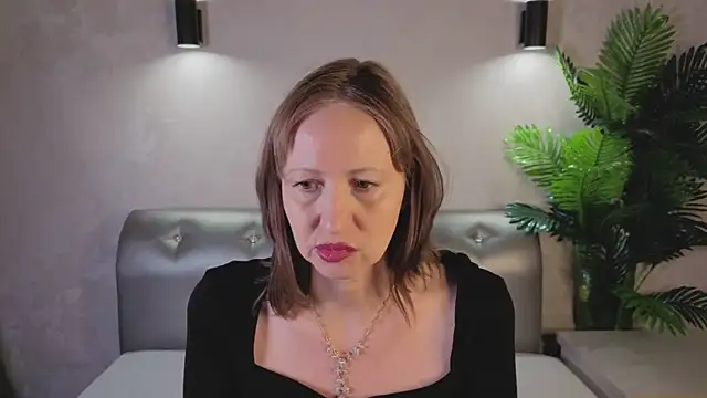 Elizabeth Andersonn online show from 03.11.26