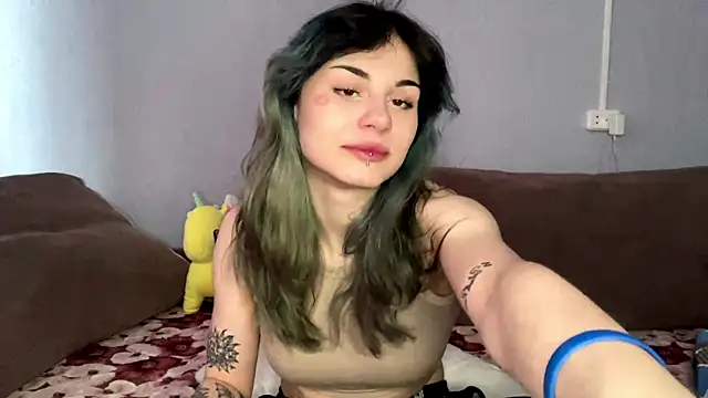 Emmibrilson online show from 03.02.26