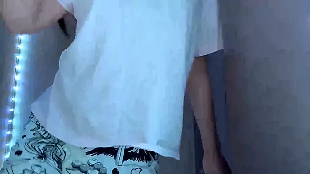 Snapshot of MeiMoon chatting on 02.26.26 MeiMoon online show from 02.26.26