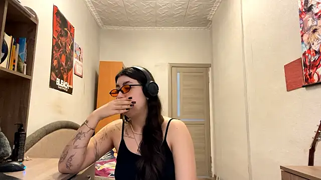 AshlynWabasha online show from 03.18.26