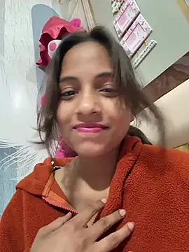 Snapshot of its_anuuu chatting on 02.23.26 its anuuu online show from 02.23.26