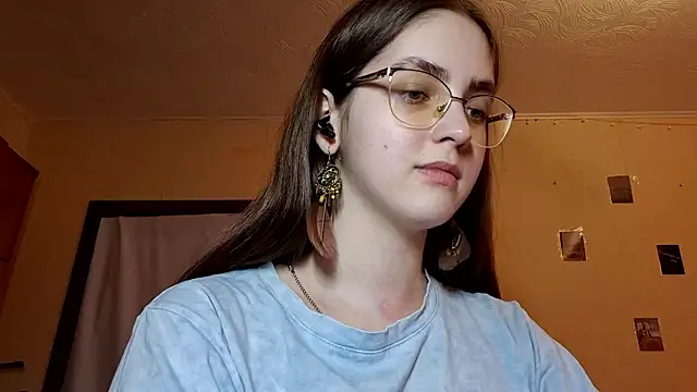 Snapshot of Katelemon chatting on 03.23.26 Katelemon online show from 03.23.26