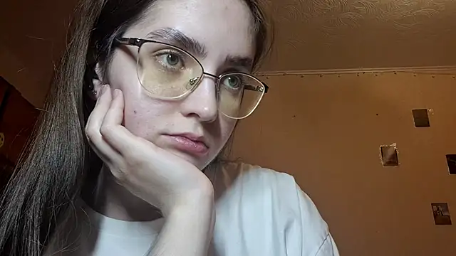 Snapshot of Katelemon chatting on 03.25.26 Katelemon online show from 03.25.26