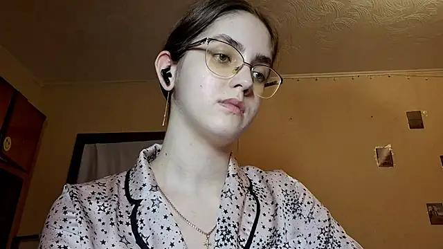 Snapshot of Katelemon chatting on 03.27.26 Katelemon online show from 03.27.26