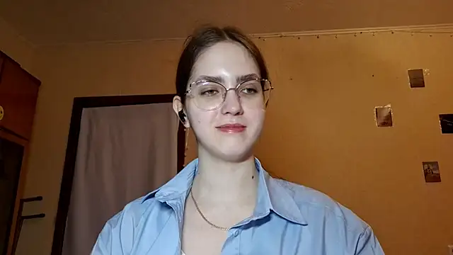 Snapshot of Katelemon chatting on 04.11.26 Katelemon online show from 04.11.26