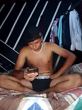 Snapshot of zeus23cm1 chatting on 03.03.26 zeus23cm1 online show from 03.03.26