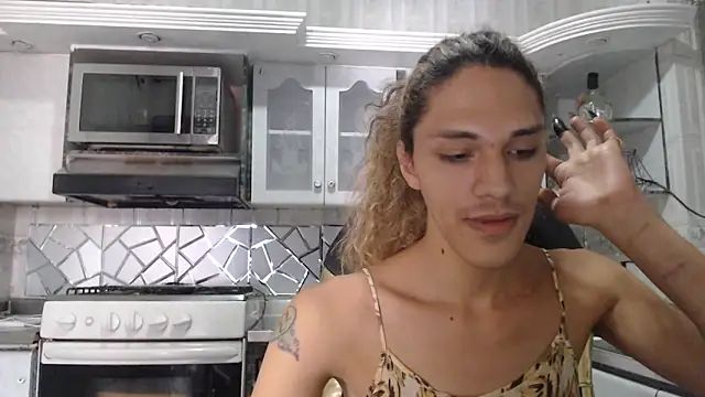 CrisOzzz online show from 04.04.26