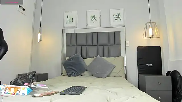 Snapshot of Kataleya_west chatting on 03.26.26 Kataleya west online show from 03.26.26