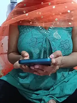 Snapshot of Queenlipx chatting on 02.28.26 Queenlipx online show from 02.28.26