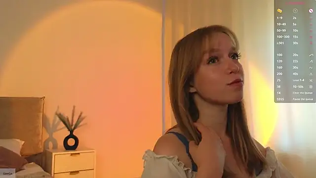 Snapshot of _Selestia_ chatting on 07.05.26 Selestia online show from 07.05.26