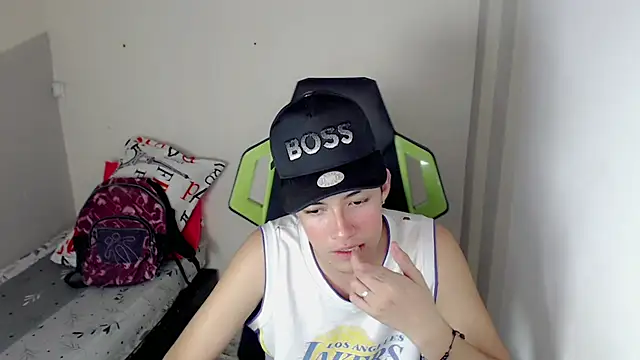 Street poemm  online show from 04.12.26