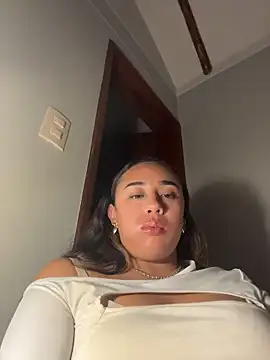 Snapshot of Eyssha chatting on 03.02.26 Eyssha online show from 03.02.26