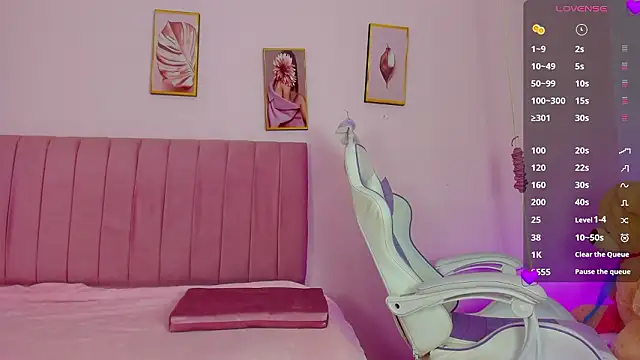 Zoow bluussh online show from 03.30.26