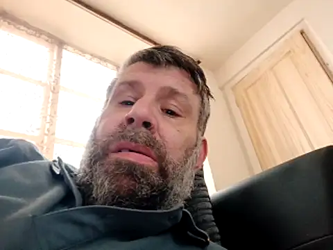 stud2512 online show from 04.01.26