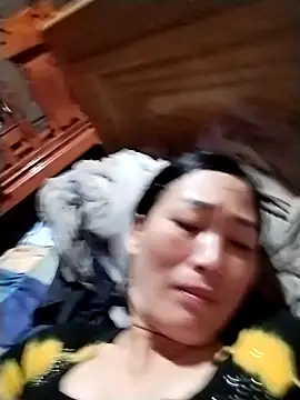 Snapshot of lris-Beauty77 chatting on 02.22.26 lris-Beauty77 online show from 02.22.26