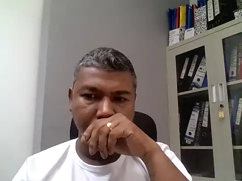 Brad0905 online show from 04.20.26