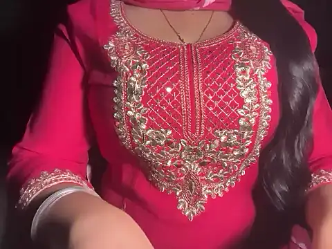 Avneet kaurr1 online show from 04.07.26