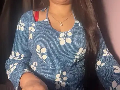 Snapshot of Avneet_kaurr1 chatting on 06.17.26 Avneet kaurr1 online show from 06.17.26