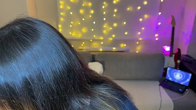 RiotKitten1 online show from 02.28.26